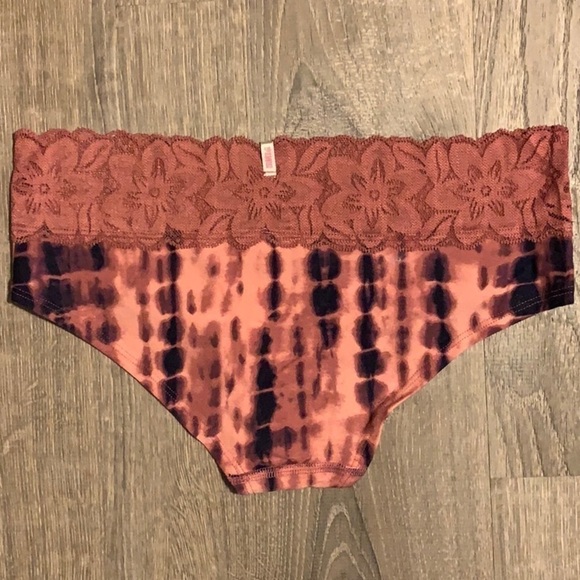 VS PINK Hipster Panties - Picture 3 of 8